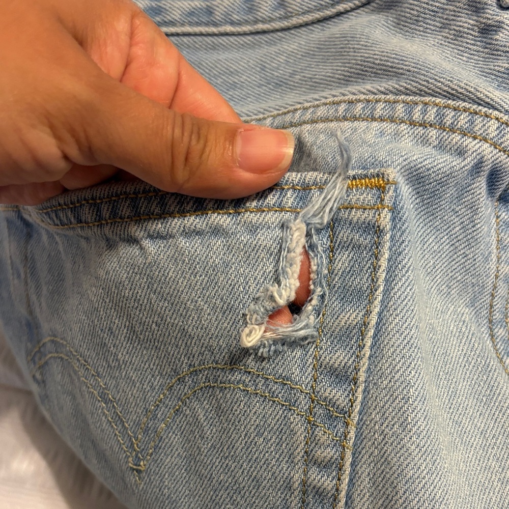 Levi's Classic 501 Straight Jeans - Picture 11 of 11